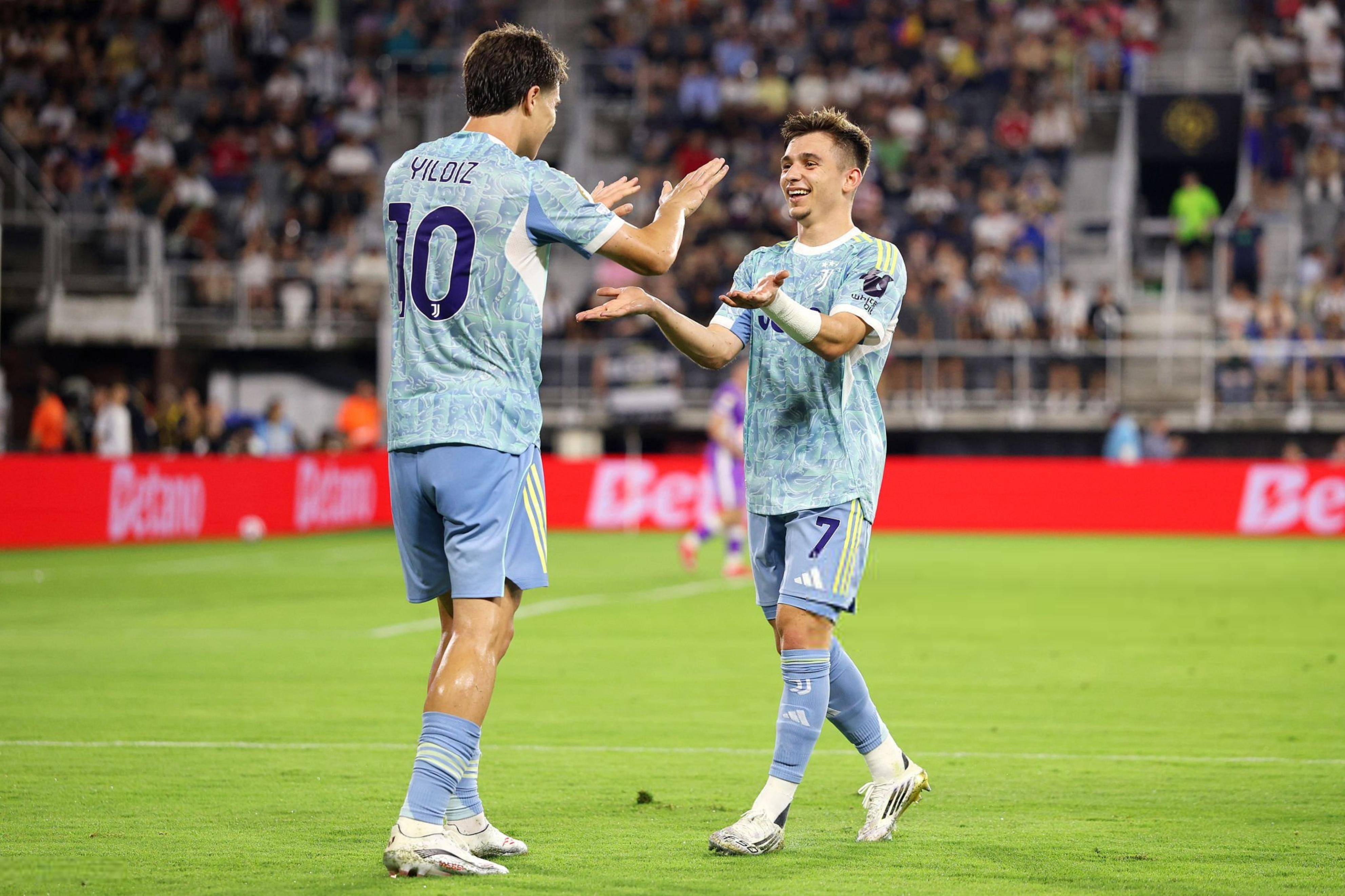 爱游戏APP-尤文横扫多特蒙德，奥亚尔萨瓦尔带队取胜