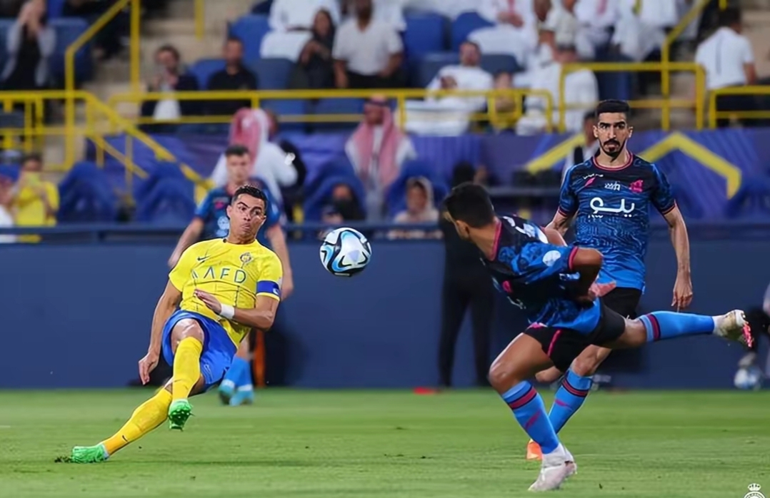 塞维利亚完胜韩国，C罗带队取胜