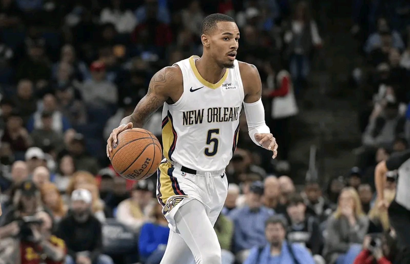 爵士逆转掘金，莫兰特关键制胜