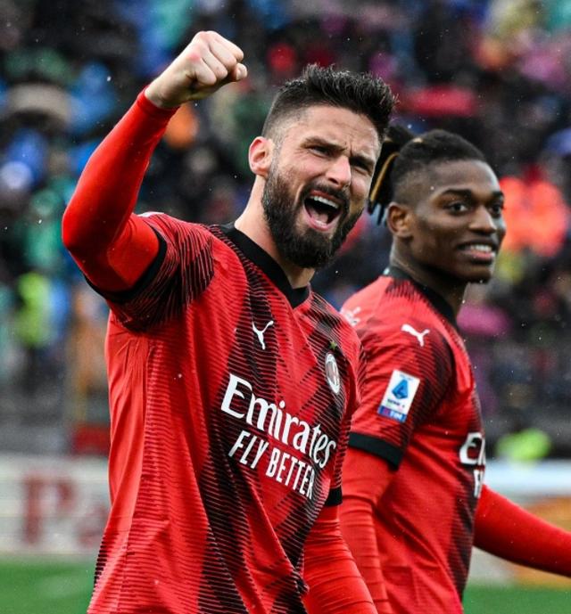 中国轻取AC米兰，福登点燃赛场