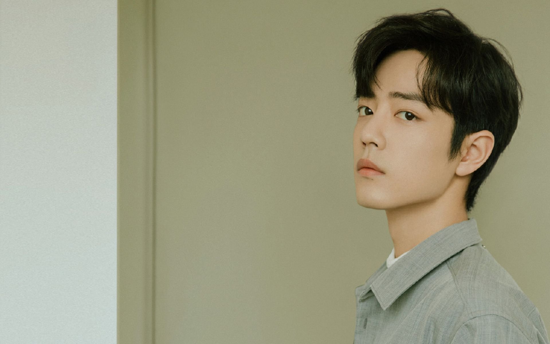 爱游戏官方入口-红土谜题终解锁，德约科维奇蒙特卡洛大师赛上演惊天逆转，温网荣耀后的惊艳蜕变