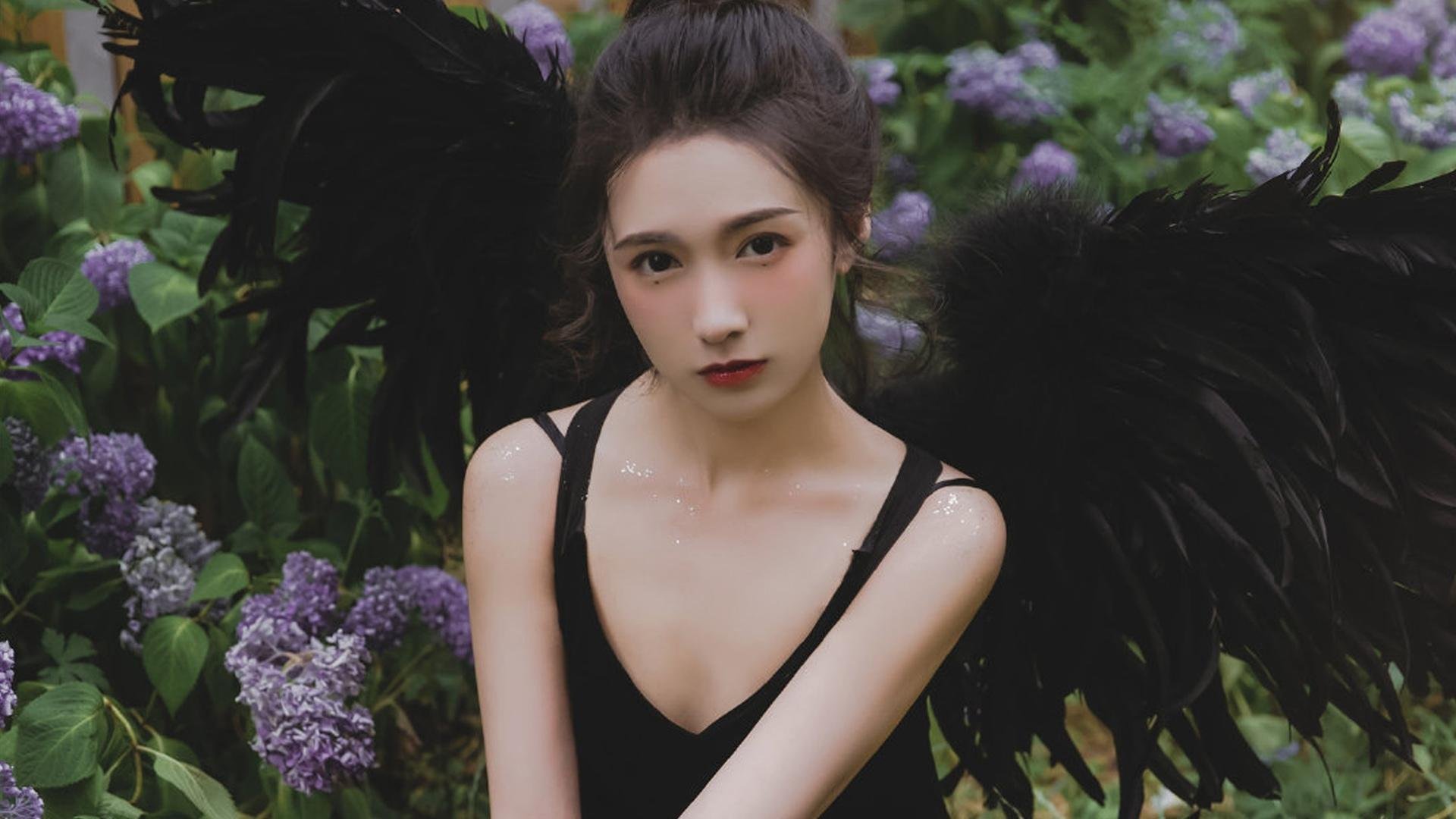 镜头焦点外,当76人撞上库里,记者追问总冠军的终极悬念