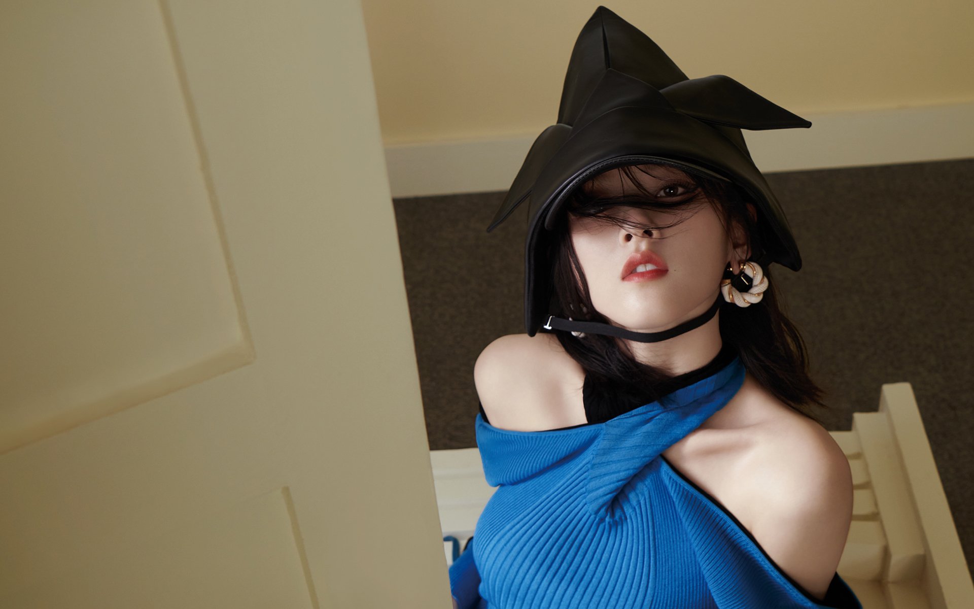 一脚门柱，两种命运，当维尼修斯的天赋撞上苏格兰的运气